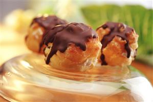 Profiteroles. Receta disponible.