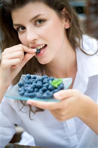 Woman with berries 