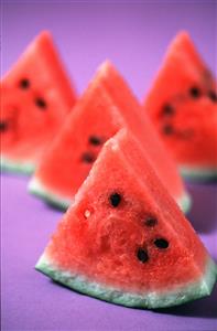 Varios trozos de sandia. 