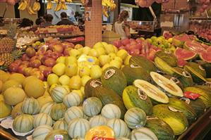  Frutas en el mercado de la Boquería. Barcelona