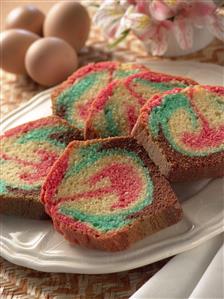 Plumcake de colores. Receta disponible.
