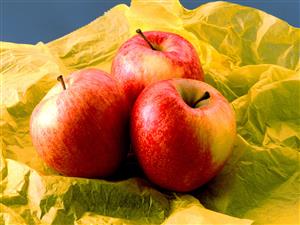 Tres manzanas. 