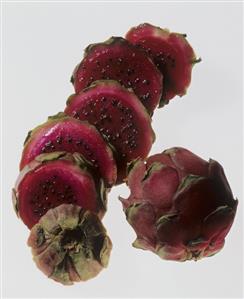 Pitahaya, whole and sliced