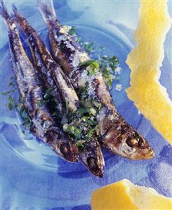 Grilled sardines with herbs and garlic