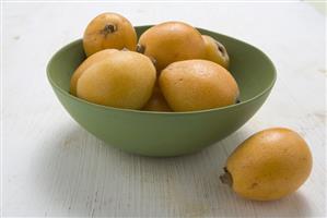 Loquats in a bowl