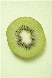 Slice of kiwi fruit (overhead view)