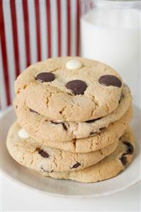 Chocolate chip cookies and glass of milk