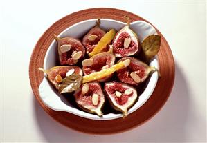 Fresh baked sliced figs with lemon