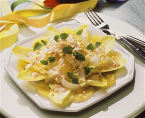 Chicory salad with orange segments and walnuts