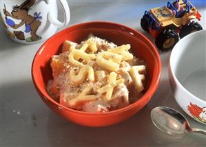 Crunchy muesli with cut-out fruit letters for children