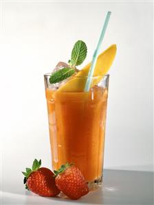 Mango & strawberry drink in glass with straw; strawberries (2)