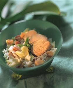 Pork fillet with rice with exotic fruit in bowl (1)