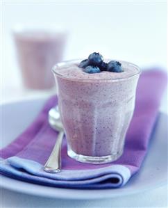 Berry fool (blueberry mousse) in glasses