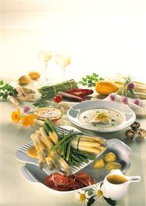 Asparagus cream soup; asparagus with ham & hollandaise sauce (1)