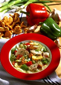 Stew with Chinese cabbage, pork fillet & chanterelles