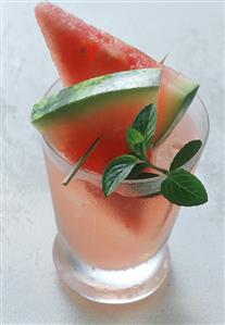 Non-alcoholic watermelon drink (2)