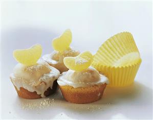 Refreshing iced lemon muffin (2)