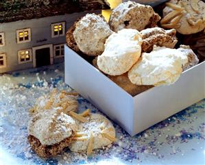 Coconut, nut and chocolate macaroons (2)