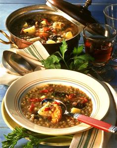 Lentil soup with dried fruit