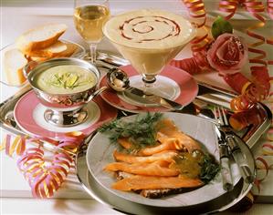 New Year's Eve: creamed leek soup, salmon & mascarpone mousse