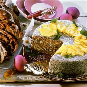 Pineapple and poppy seed gateau for Easter