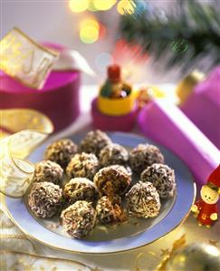 Christmas chocolates: chocolate coconut balls