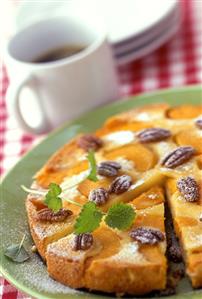 Peach cake with pecan nuts