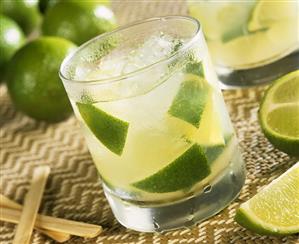 A glass of Caipirinha (2)