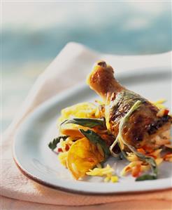 Chicken leg with oranges and rice noodles