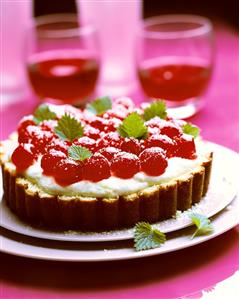 Genoese cake with cream filling and glace cherries