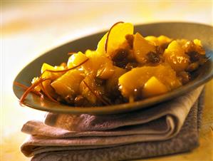 Peach chutney with saffron
