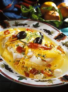 Cod fillet in orange and chili sauce