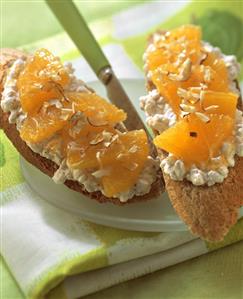 Orange quark bread (1)