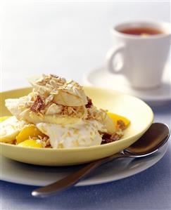 Fruit with yoghurt and muesli