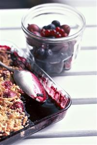 Berry crumble