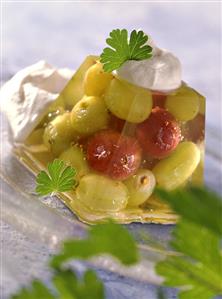 Grape and gooseberry jelly. Receta disponible