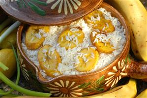 Light cuisine from Central & Latin America: rice & bananas