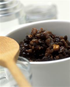 Mincemeat (spiced dried fruit mixture)