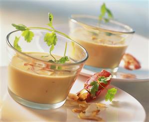 Creamy lobster and lemon grass soup with coriander leaves (1)