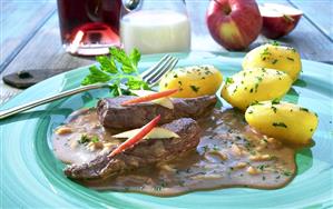 Saddle of hare with rose hip and apple sauce