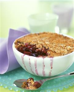 Cherry crumble