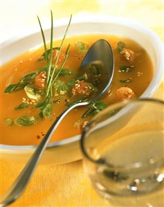 Swede soup with spring onions and croutons