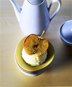 Rice tartlets with apple