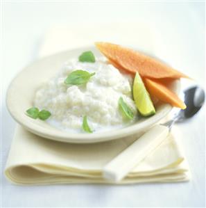 Rice pudding with papaya