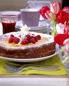 Quark cake with white chocolate and raspberries (1)