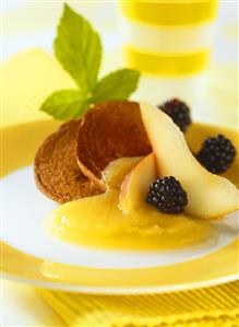 Blinis with pear and blackberry salad and apple puree (4)