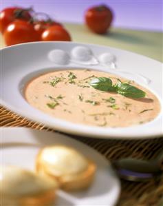 Tomato foam soup with basil