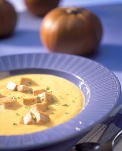 Pumpkin soup with tofu