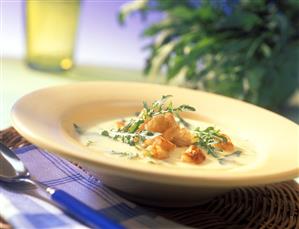 Potato and rocket soup with garlic croutons