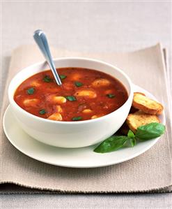 Pappa al pomodoro (tomato soup with beans, Italy)